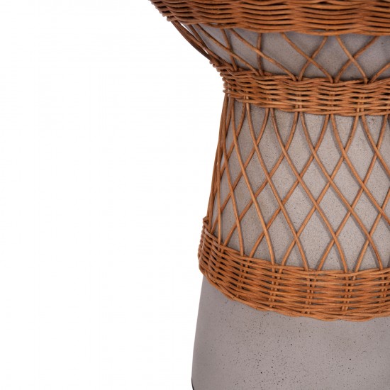 ΒΟΗΘΗΤΙΚΟ ΤΡΑΠΕΖΙ ΣΤΡΟΓΓΥΛΟ DELIA FIBER CEMENT ΓΚΡΙ & RATTAN Φ40x45Υεκ