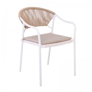 MOLLY Πολυθρόνα Βεράντας-Κήπου Μέταλλο Βαφή Άσπρο, Wicker Φυσικό, Μαξιλάρι Εκρού 55x61x85cm