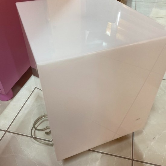 Κομοδίνο  λευκο φωτιζόμενο 29χ34χ40