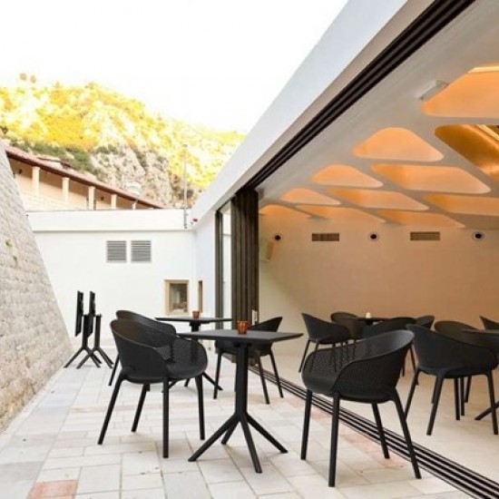 SKY RED ΠΟΛΥΘΡΟΝΑ ΠΟΛ/ΝΙΟΥ