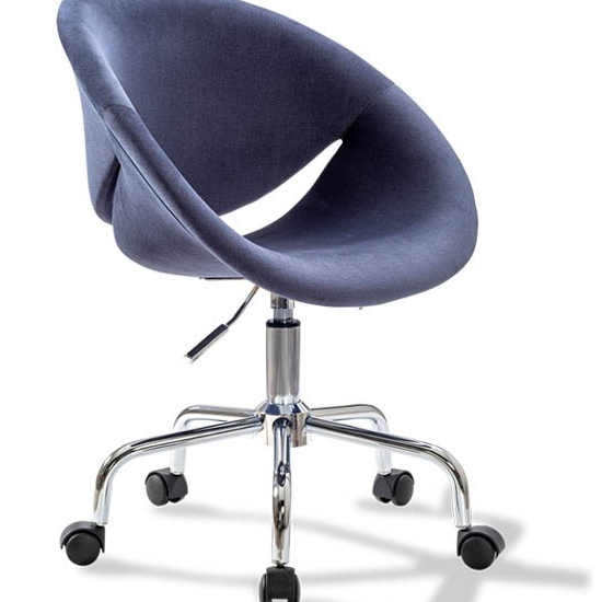 ΠΑΙΔΙΚΗ ΚΑΡΕΚΛΑ RELAX