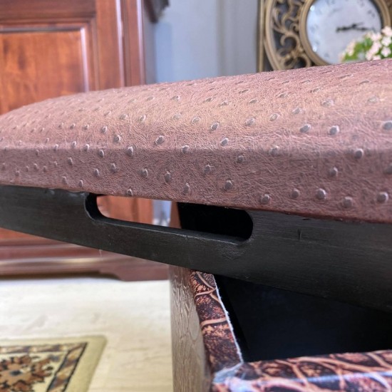 Σκαμπώ δερμάτινο με αποθηκευτικό χώρο