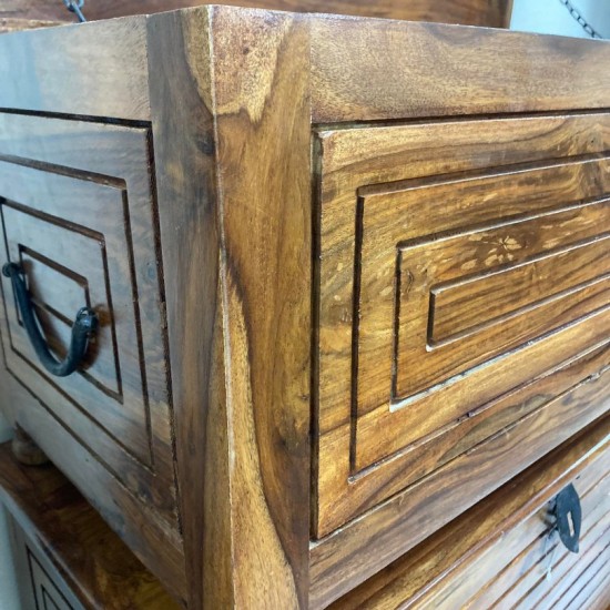 Μπαούλο αποθήκευσης, κατασκευασμένο από μασίφ ξύλο