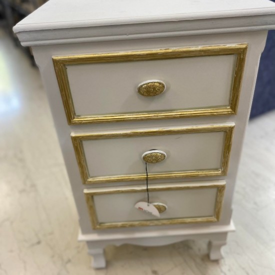 ΚΟΜΟΔΙΝΟ ΞΥΛΙΝΟ ΛΕΥΚΟ-ΧΡΥΣΟ  68Χ40 CM