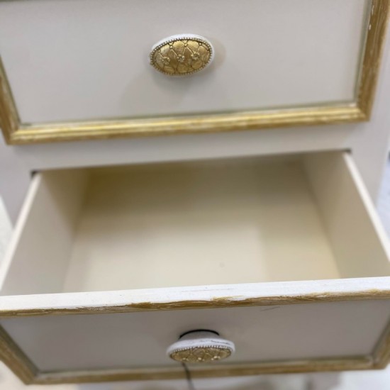 ΚΟΜΟΔΙΝΟ ΞΥΛΙΝΟ ΛΕΥΚΟ-ΧΡΥΣΟ  68Χ40 CM