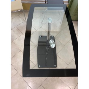 Γυάλινο τραπέζι κουζίνας από κρύσταλλο ασφαλείας και βάση κρυστάλλινη  120χ70