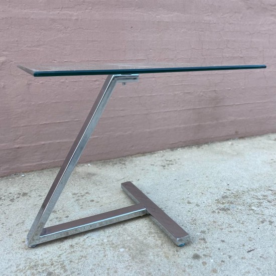 Βοηθητικό τραπεζάκι Γυάλινο   60χ60χ57Η