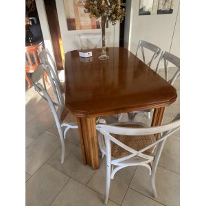 vintage τραπεζαρία  με καρέκλες